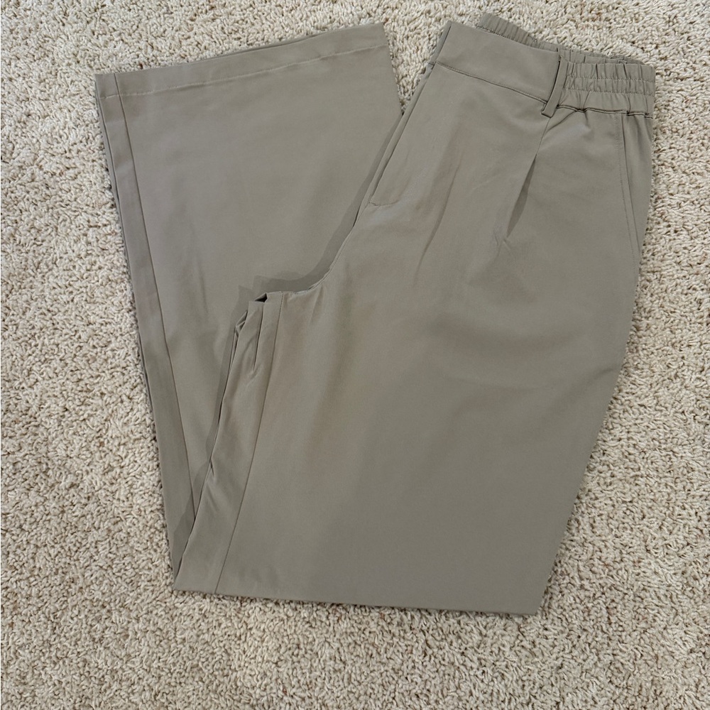 ALO Yoga Wide Leg Pants in Olive Taupe